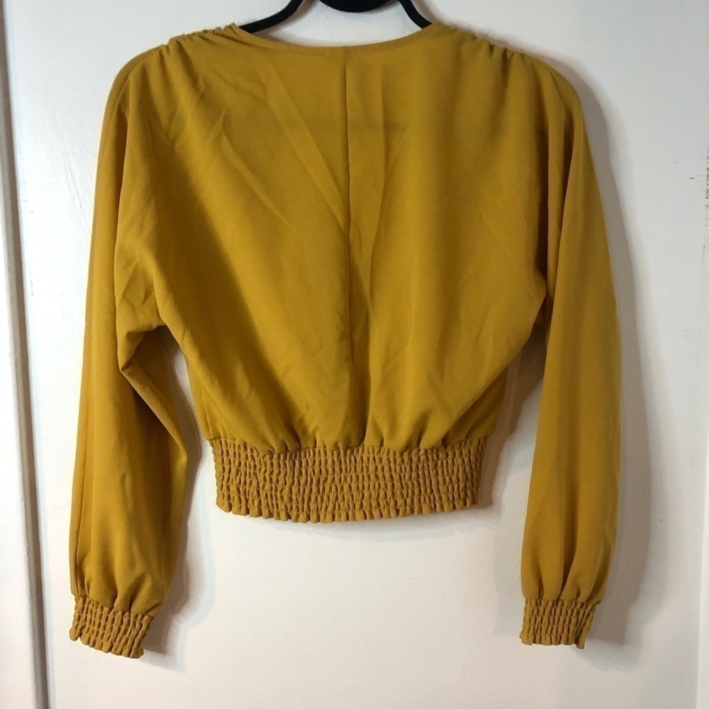 Aritzia Wilfred Reign blouse in mustard,size XS - Picture 9 of 11